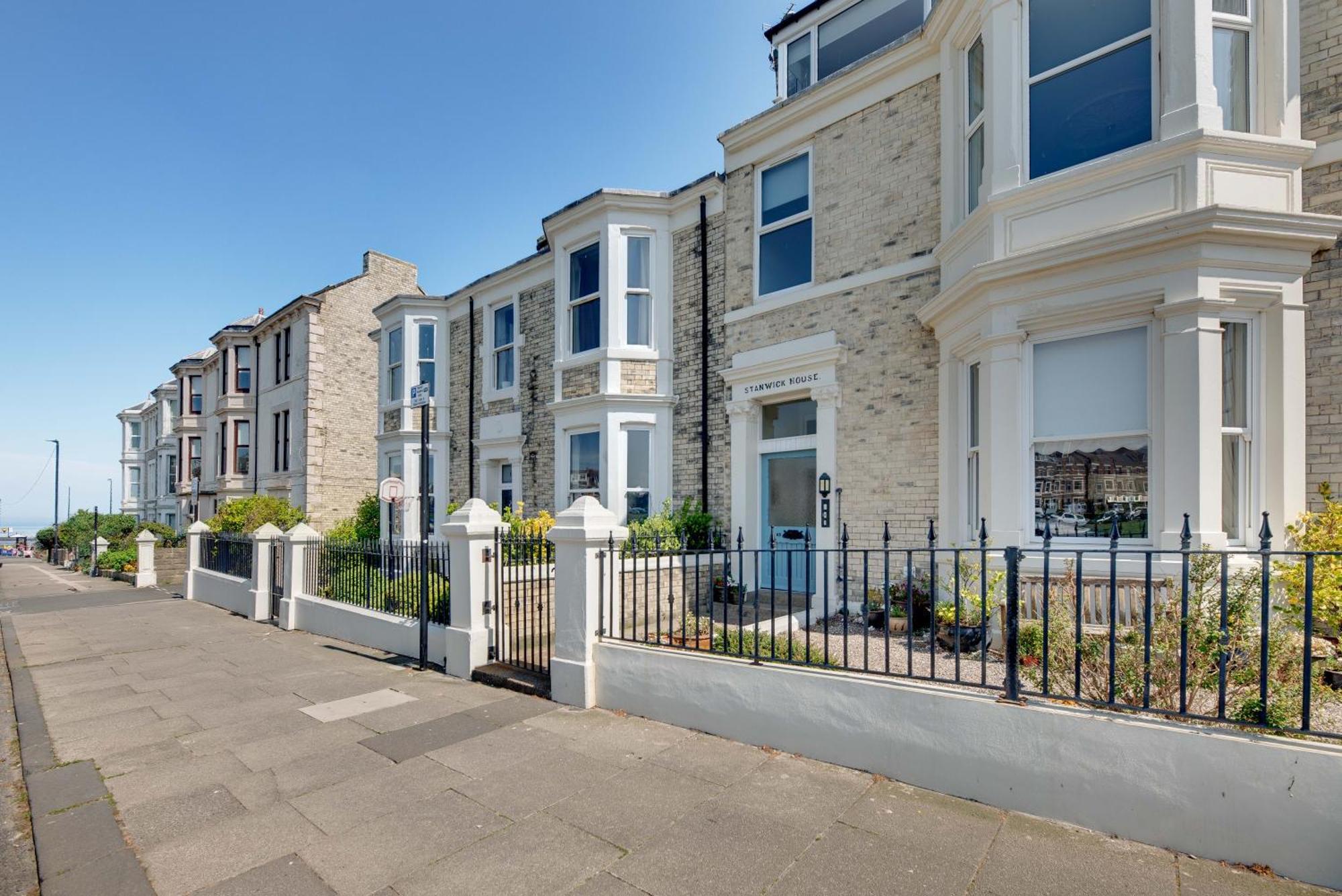 Percy Apartments - By Week2Week Tynemouth Bagian luar foto